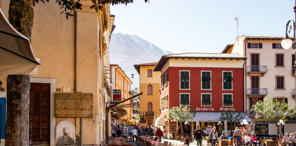 pexels-almapapi-2276797