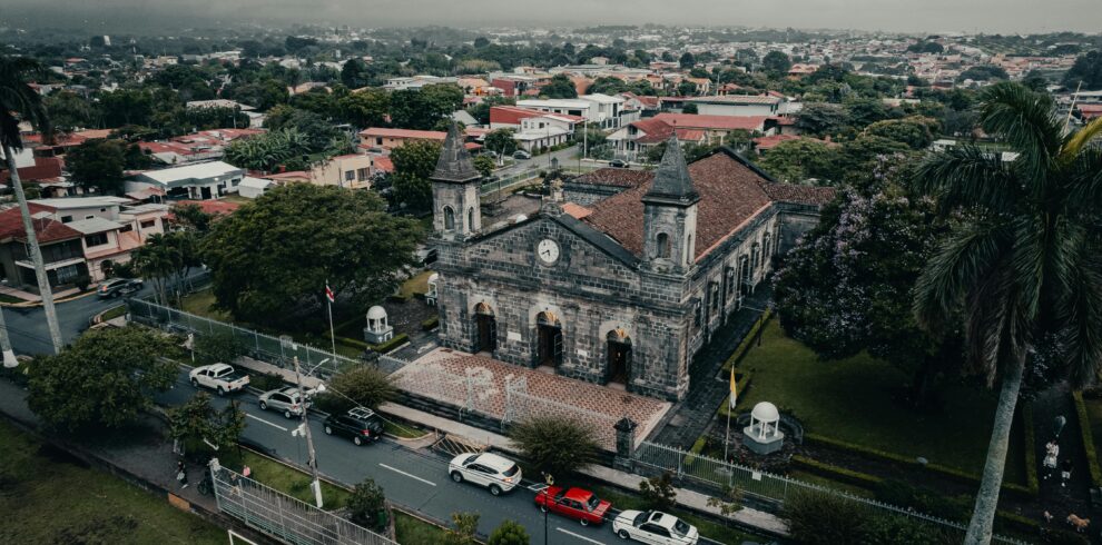 pexels-edgar-arroyo-418919769-17456044